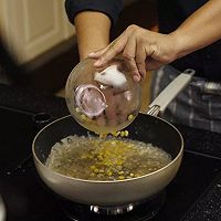 玉米无名，浓汤暖心| 玉米汤的做法图解6