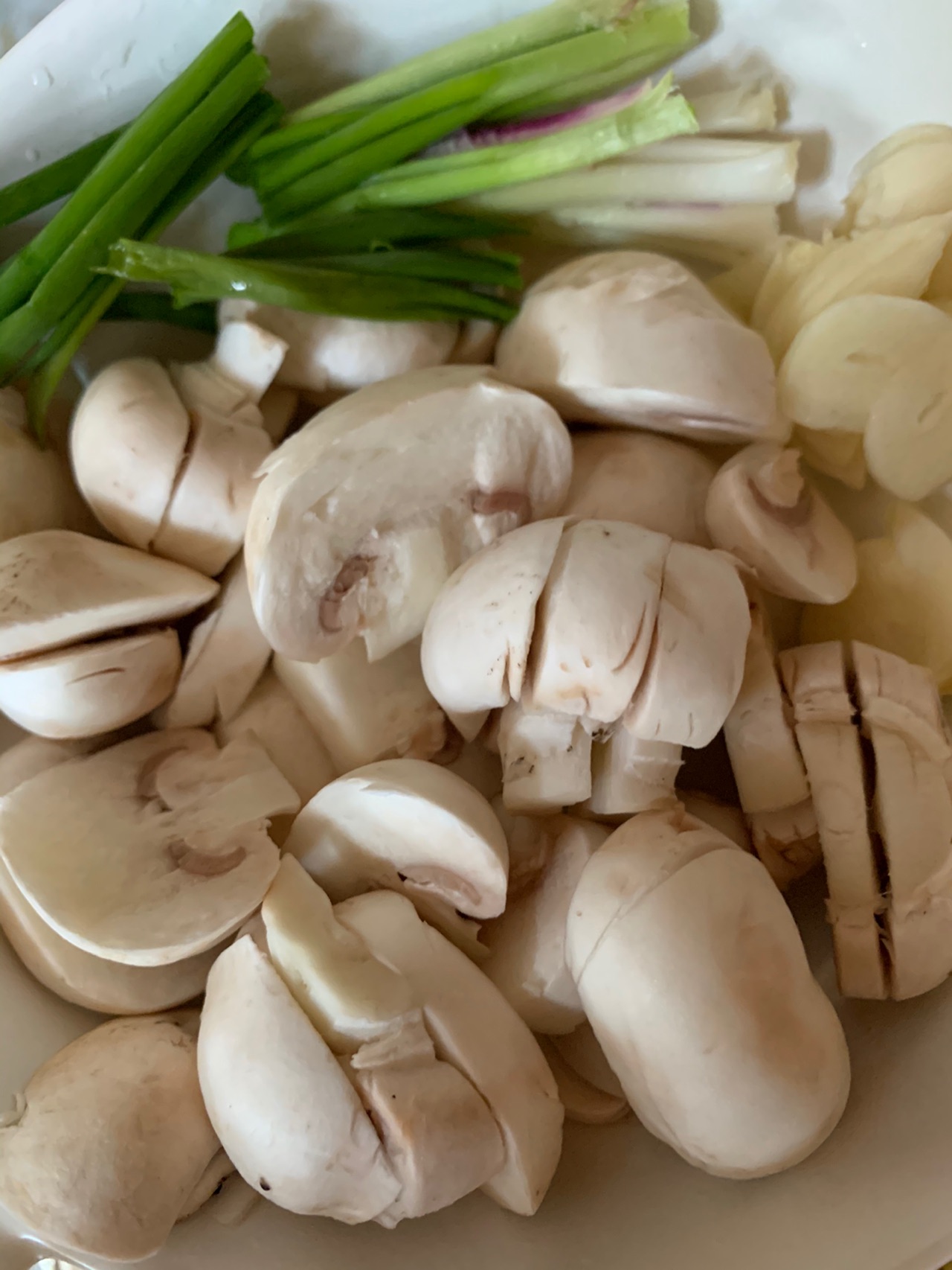 素炒白菜蘑菇,素炒白菜蘑菇的家常做法 - 美食杰素炒白菜蘑菇做法大全