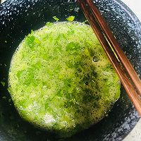 芹菜的隐秘菜单：芹菜叶炒鸡蛋的做法图解4