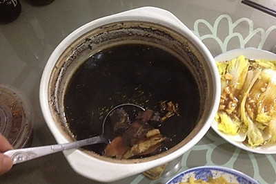 黑豆养生汤