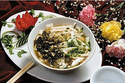 酸菜饵块粑