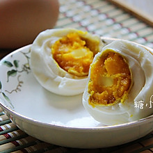 【咸鸡蛋】用鸡蛋也能腌金黄流油的咸蛋