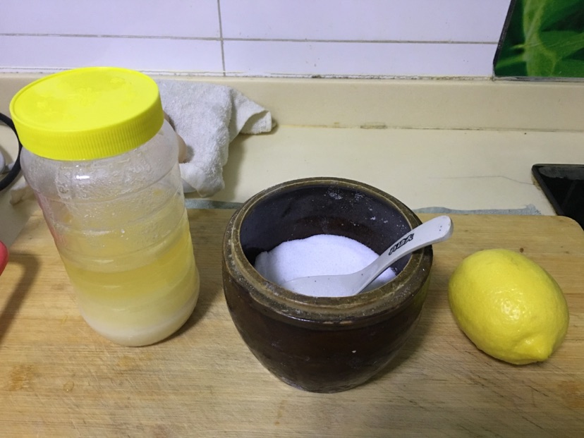 柠檬蜂蜜的做法图解1