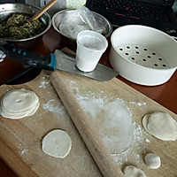 青菜肉馅饺子的做法图解2