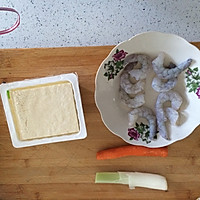 虾仁豆腐汤的做法图解1
