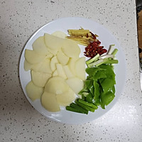 土豆鸡腿的做法图解2