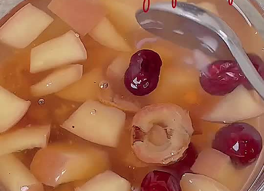 刮油消食-苹果山楂汤