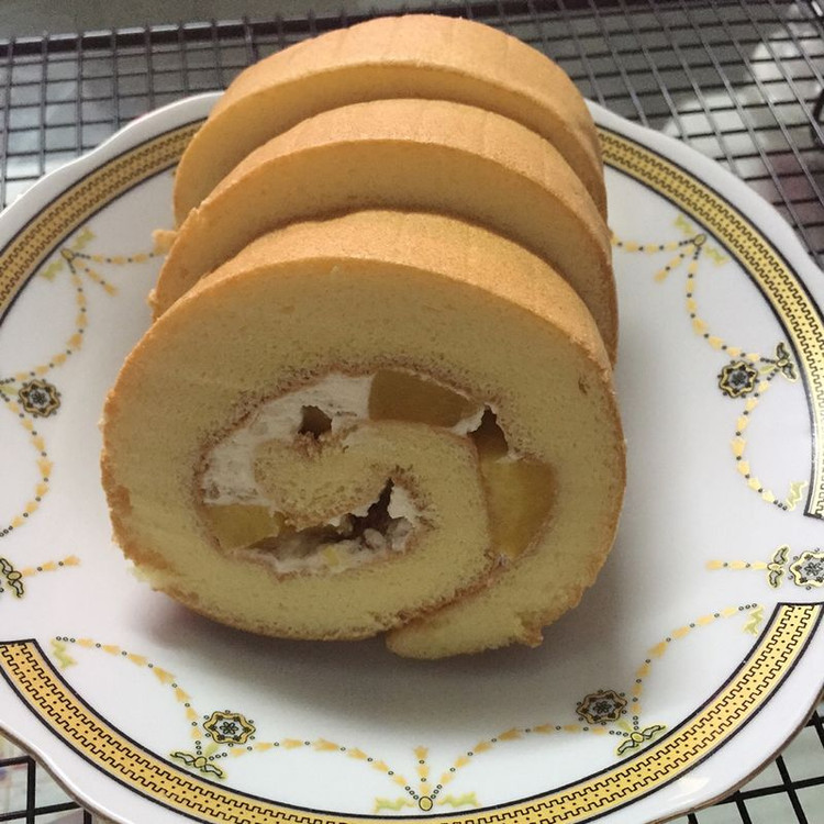黄桃蛋糕卷的做法