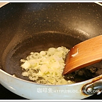 火腿榄菜炒丝瓜的做法图解4
