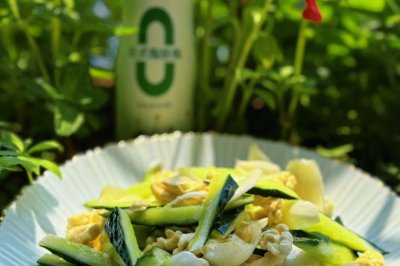 轻盈拌食蔬