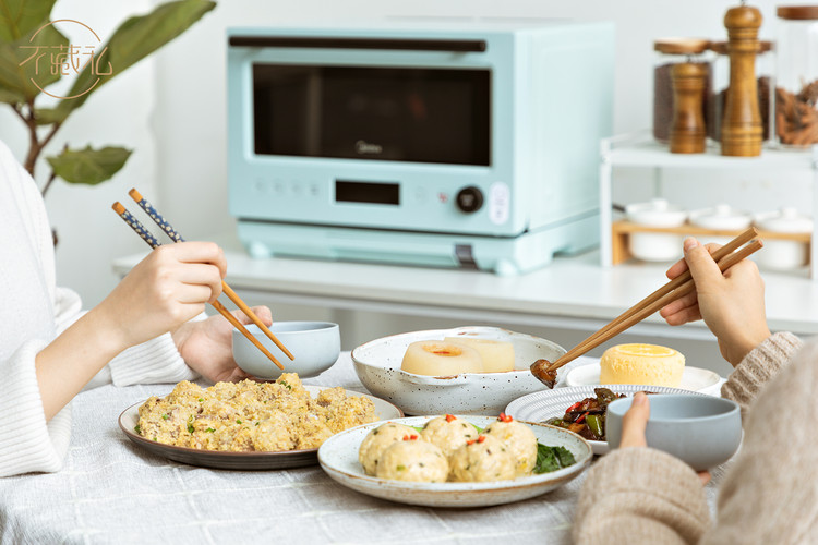 一日三餐：豆腐狮子头、地三鲜、小米蒸排骨【不藏私】的做法