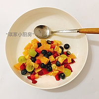 #餐桌上的春日限定#水果缤纷酸奶杯的做法图解5