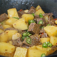 #美食新势力# 土豆炖牛肉的做法图解8
