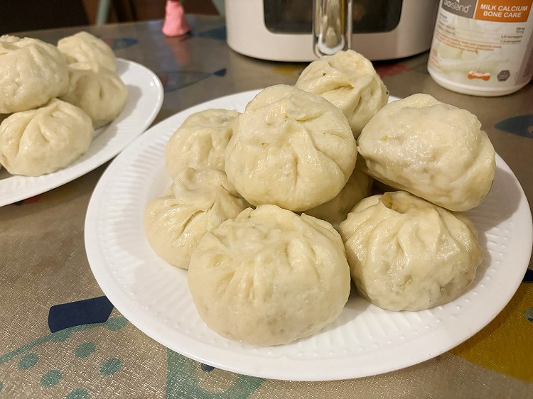 萝卜缨大包子的做法