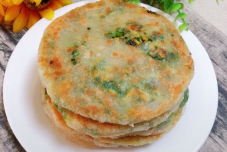 韭菜鸡蛋馅饼的做法