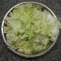 白菜烧土豆的做法图解1