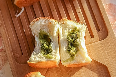 斑斓奇异果奶酥餐包