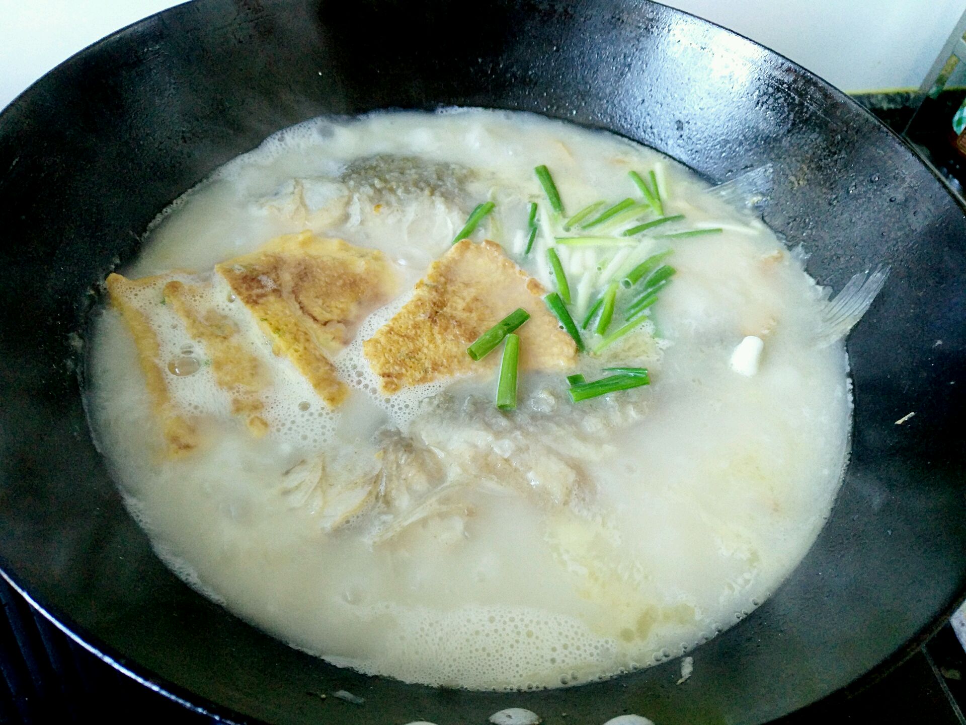 【韩国家庭制作】热乎乎的鱼饼汤 太好吃了！ - 哔哩哔哩