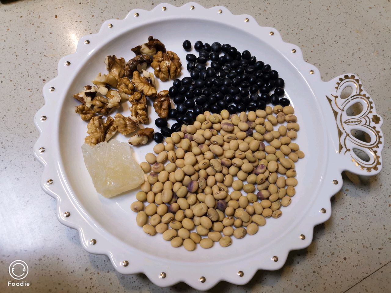 分享核桃豆浆的做法，香味浓浓，好喝又营养 - 哔哩哔哩