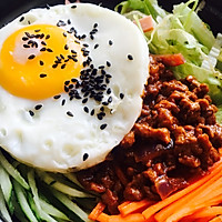 秘制牛肉石锅拌饭的做法图解2
