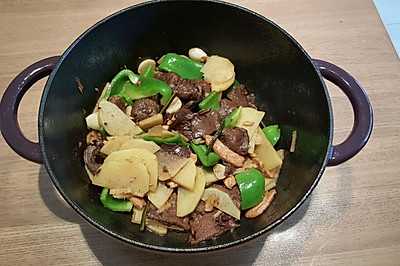 松茸土豆炒肉片