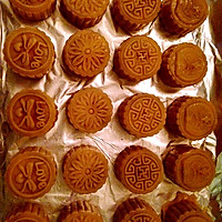 广式莲蓉蛋黄月饼的做法图解7