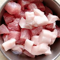 枸杞福鼎肉片汤的做法图解1