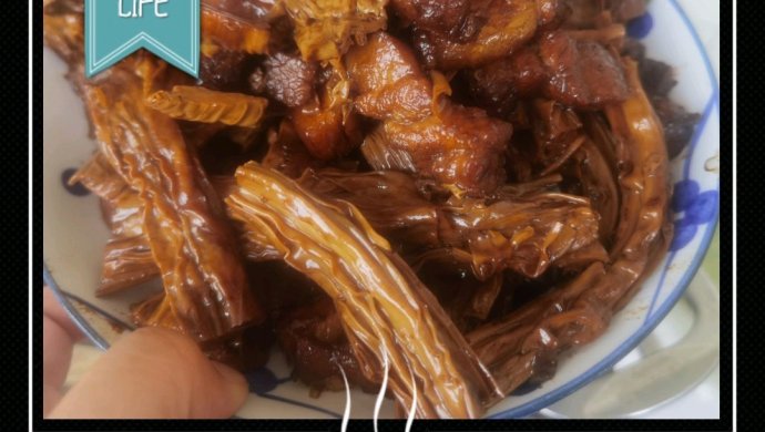 红烧肉烧腐竹