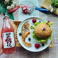 #解腻开胃就吃它#香煎三文鱼排全麦欧包汉堡包低卡创意早餐的做法图解24