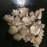 黄豆焖猪脚的做法图解4
