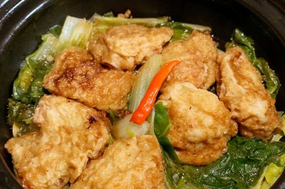 杭白菜炖面筋包肉