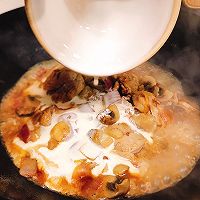 宅家享受餐厅里美味01｜法式奶油蘑菇炖鸡的做法图解14