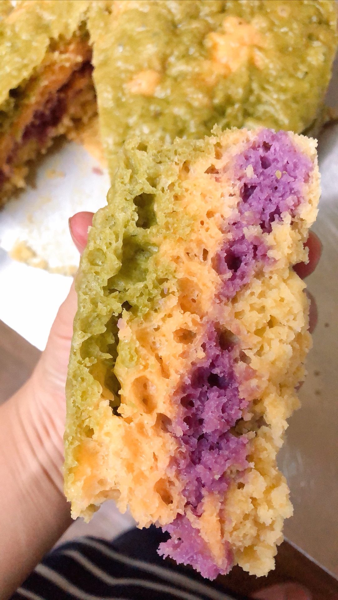 Two sons' super favorite four-color hair cake