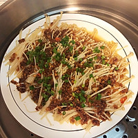 让人吃出烤生蚝味的蒜蓉蒸金针菇（材料精准到克）的做法图解9