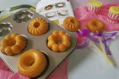 蛋糕版甜甜圈