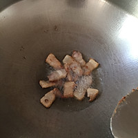 五花肉炒莲藕的做法图解1