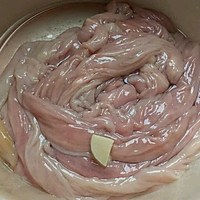 卤套肠的做法图解1