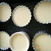 牛奶布丁之西班牙谷优巧克力夹心饼干装饰的做法图解5