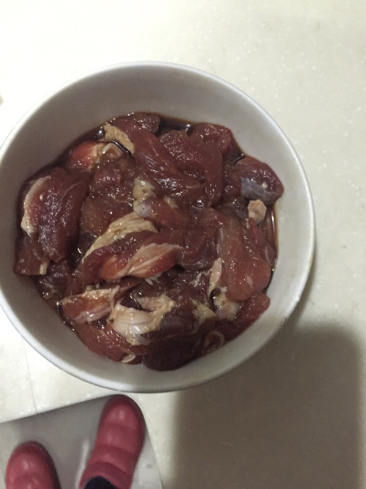 豆干肉丝炒冬笋的做法图解1