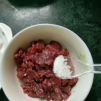 黑椒牛肉的做法图解2
