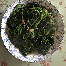 清炒菠菜