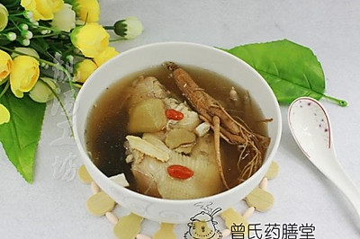 八宝煲鸡汤