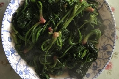 清炒菠菜