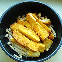 海鲜菇豆腐煲的做法图解8