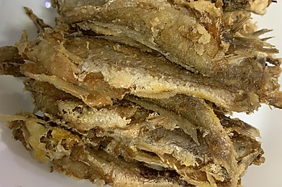 酥香入味-酥炸小黄鱼
