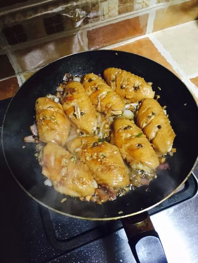 蜜汁鸡翅的做法图解2