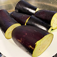 #夏日消暑，非它莫属#超级过瘾的麻酱蒜泥拌茄泥的做法图解1