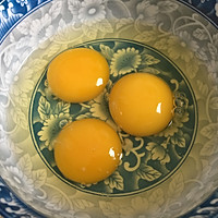 鸡蛋炒蒜苔的做法图解3