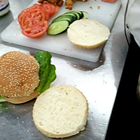 鸡腿汉堡的做法图解9