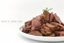 【快手家常菜】辣卤牛肉的做法